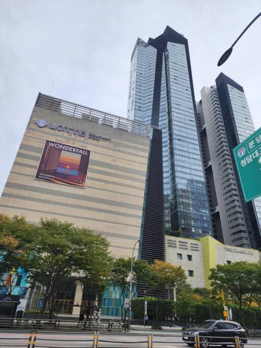 Smiley Seoul