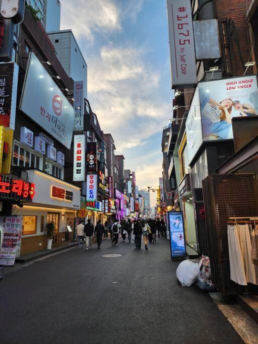Smiley Seoul